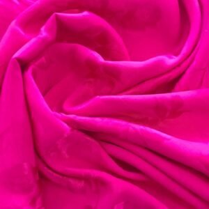 Soepelvallend stofje met glanzende bloemen Fuchsia